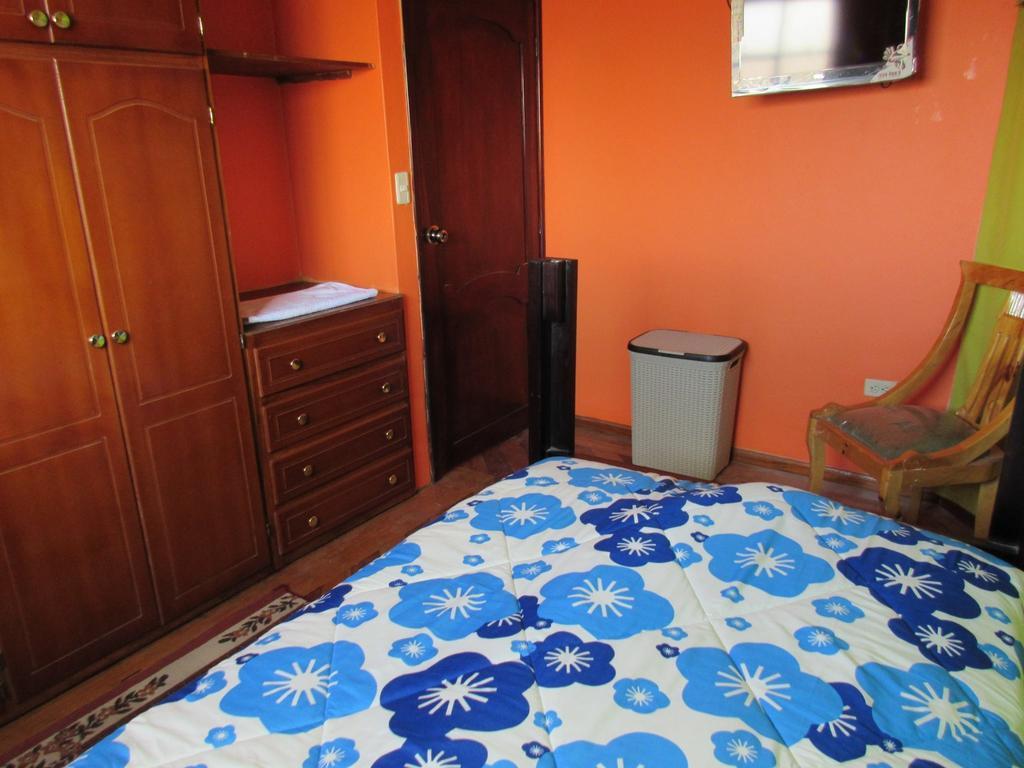 Hostel Sendero De Volcanes Latacunga Habitación foto